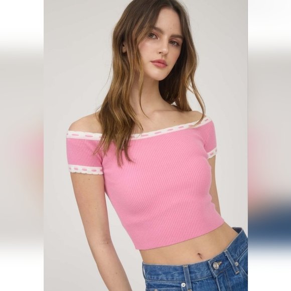 🆕🩷 Valentine's Day Bubblegum Pink Contrast Top - Picture 3 of 5